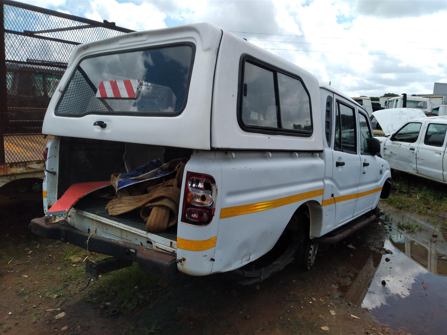 Mahindra Scorpio stripping for spares - Private Seller