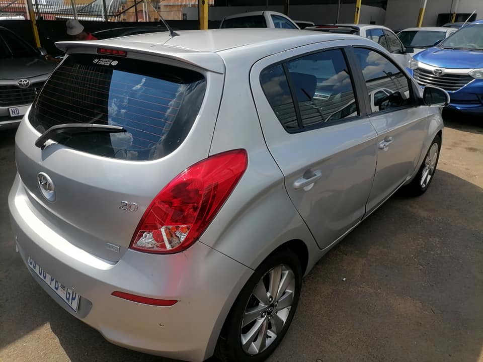 2014 Hyundai i20 1.4 Fluid with a leather interior