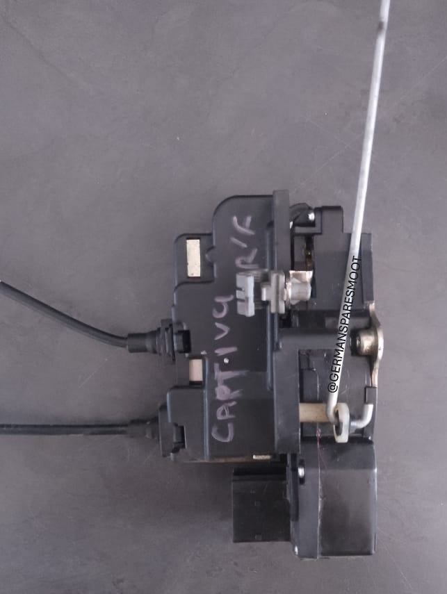 USED Chev Captiva 2.4 2015 R/F Door Lock - Private Seller USED Chev Captiva 2.4 2015 R/F Door Lock - Private Seller