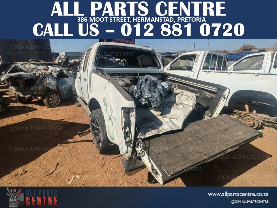 Nissan Navara 2005 stripping for spares