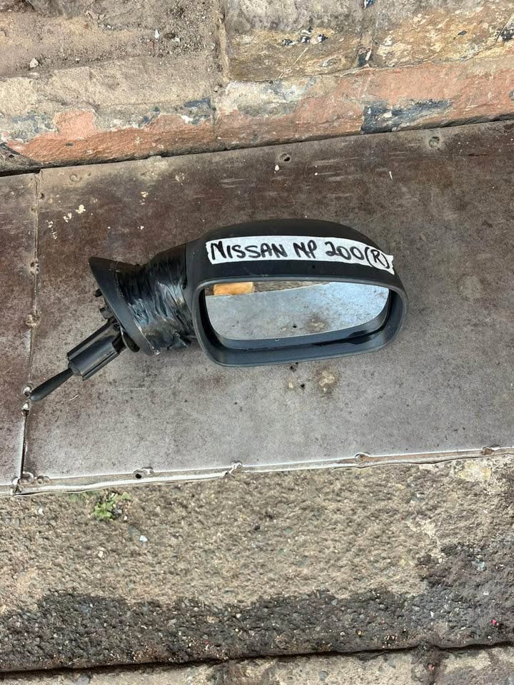 Nissan Np200 fender - Private Seller