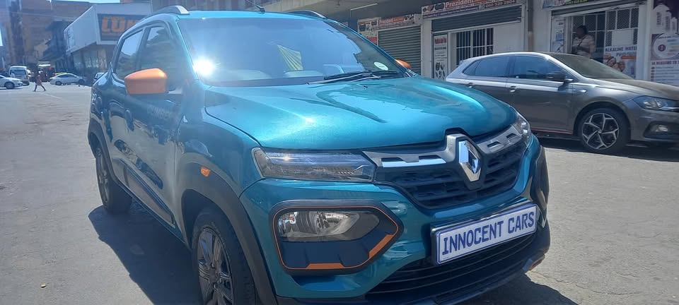 2020 RENAULT KWID 1.0, MANUAL, GREEN COLOUR,