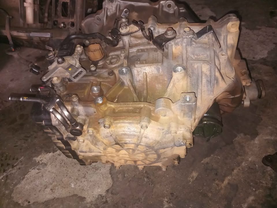 Hyundai ix35 4x2 automatic gear box - Private Seller Hyundai ix35 4x2 automatic gear box - Private Seller