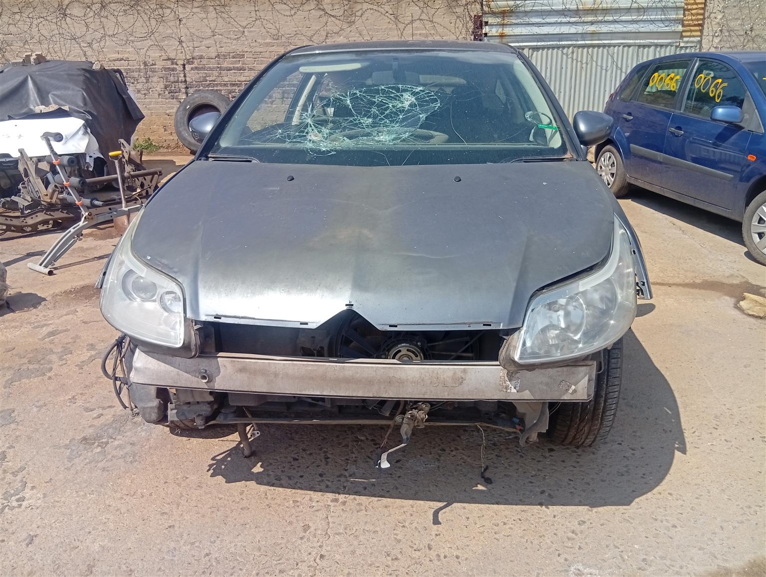 Citreon c4 stripping for spares - Private Seller