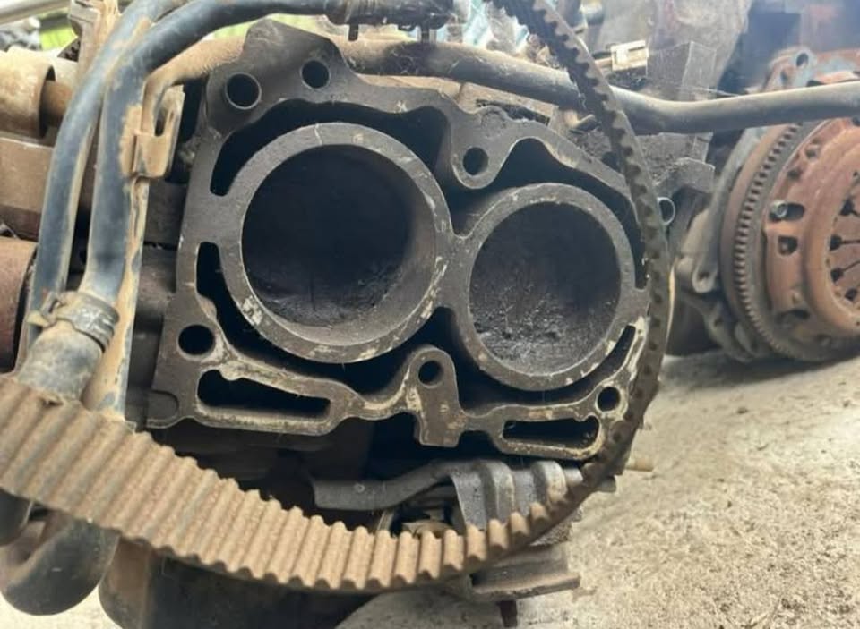 Subaru Impreza 2.0 EJ20 Engine Parts - Private Seller