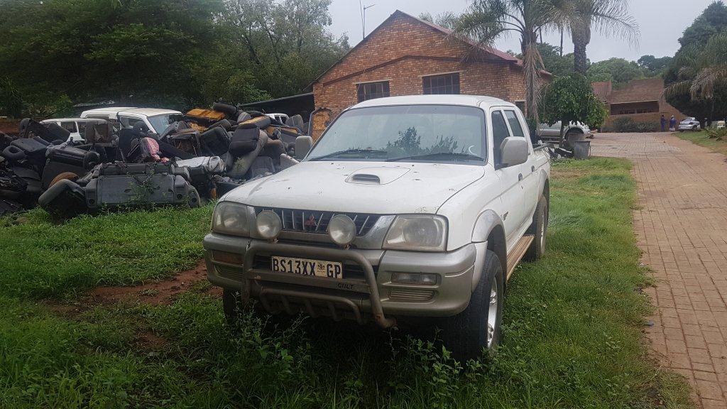 MITSUBISHI COLT 2.8 TDI  BODY PARTS - WHITE IN COLOUR - Private Seller