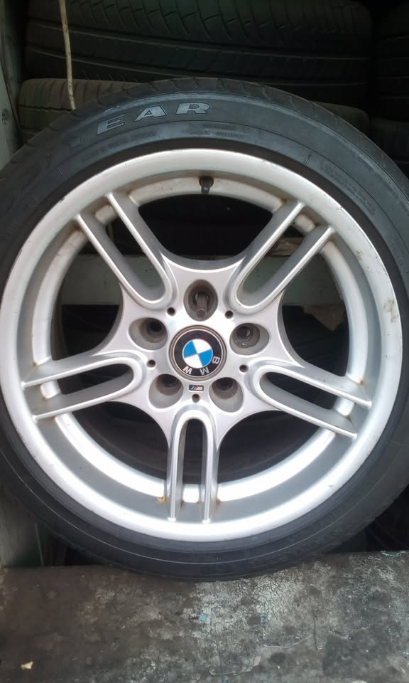 Fairly used tyres , mags , badges & wheel caps