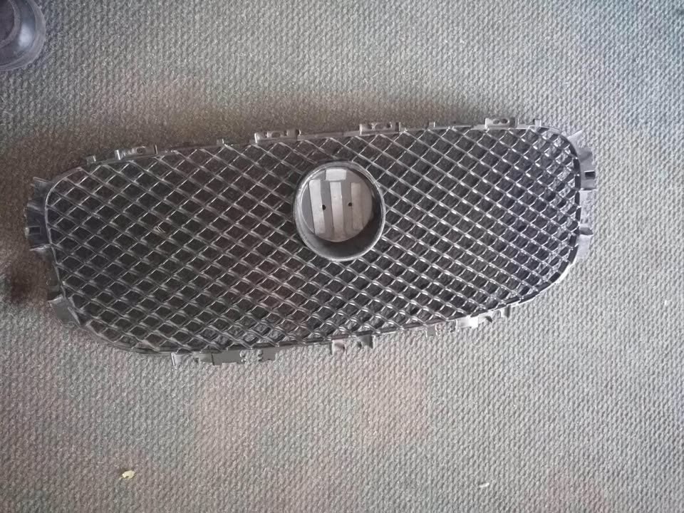 Jaguar xf maim aluminum grill - Private Seller Jaguar xf maim aluminum grill - Private Seller