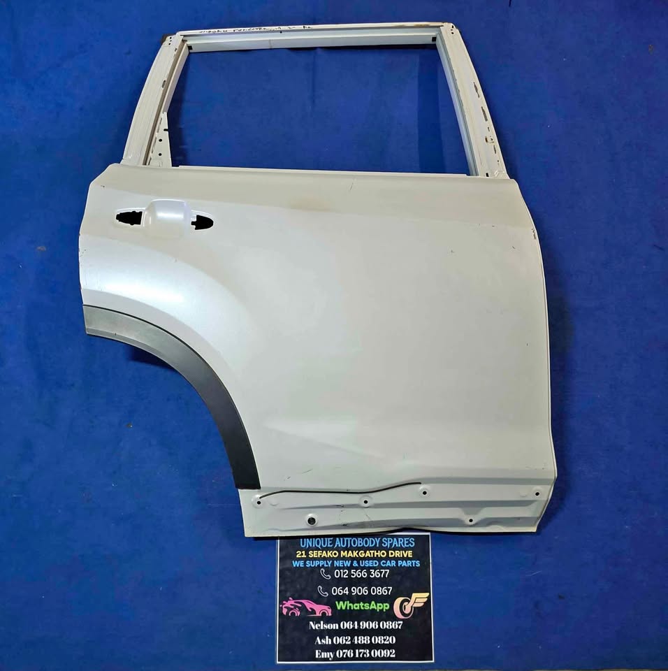 Subaru Forester Right Rear Back Door - Private Seller Subaru Forester Right Rear Back Door - Private Seller