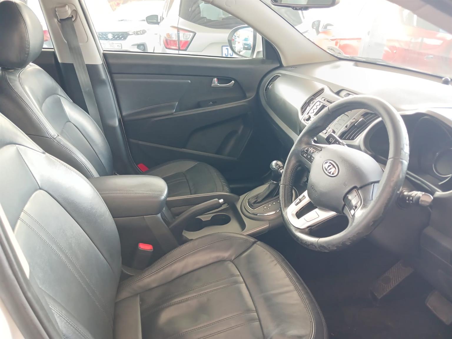2011 KIA SPORTAGE 2.0 AWD Transmission: Automatic Mileage: 105000km Petrol