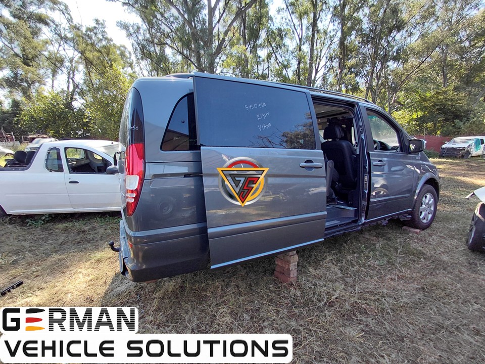 Mercedes Benz Viano now stripping for spares