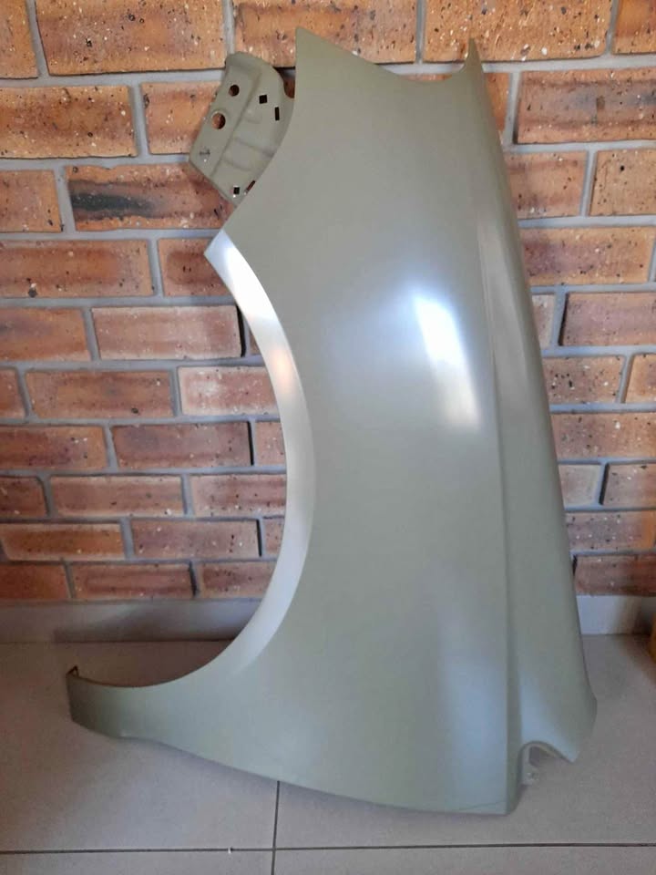 VW POLO 2005/09 BRAND NEW FENDERS FORSALE .