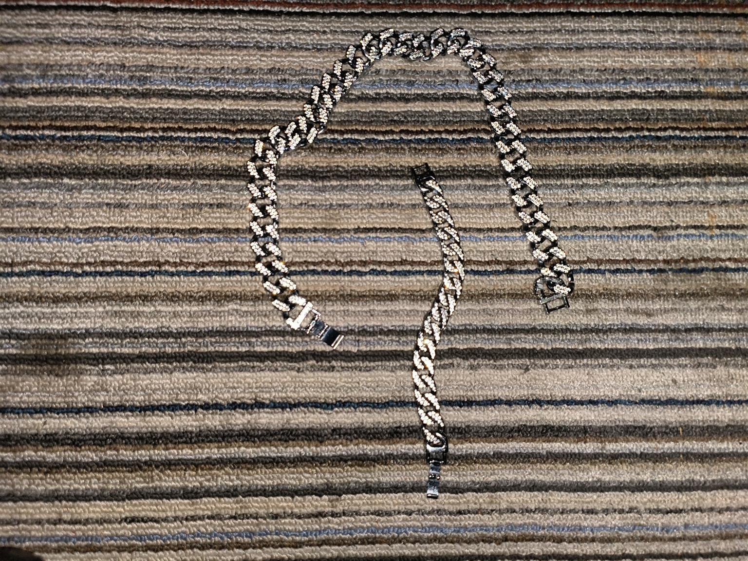 Iced out Silver Chain (resistant to corrode)