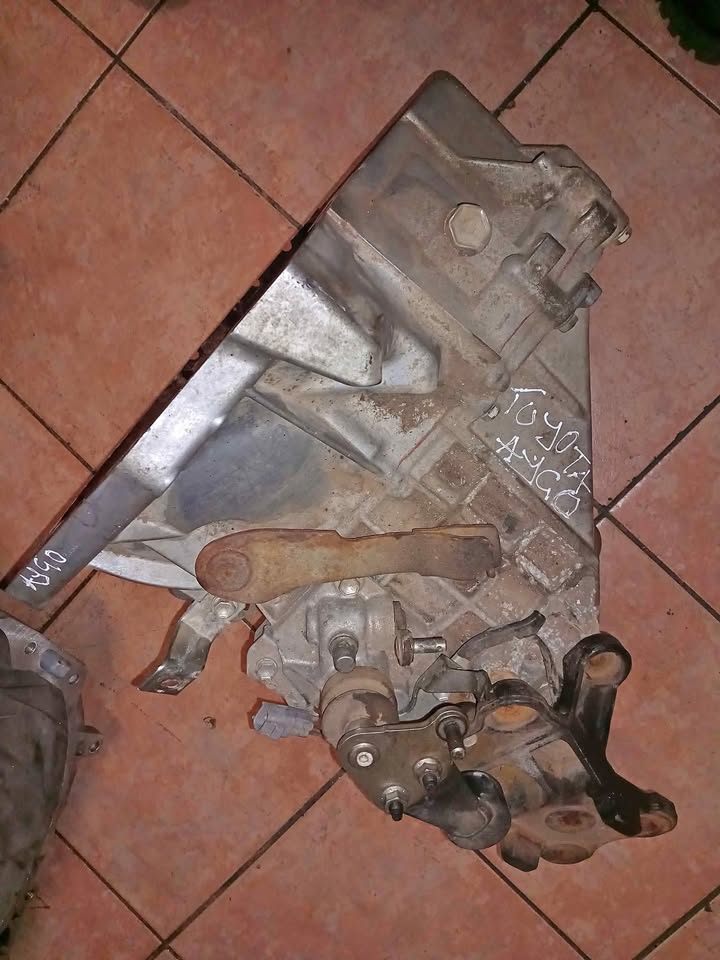 Toyota aygo maunal gear box - Private Seller Toyota aygo maunal gear box - Private Seller