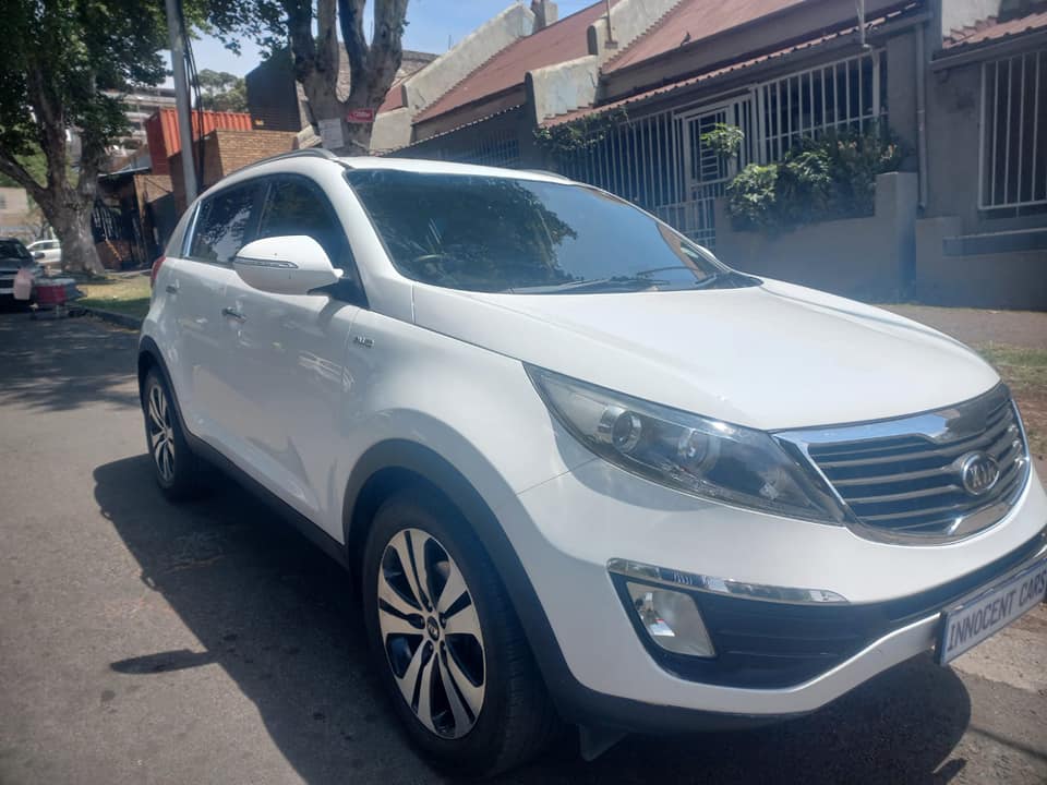 2011 KIA SPORTAGE 2.0 PETROL, AUTOMATIC, WHITE COLOR, MILEAGE 86000KMS SPARE KEY, SB