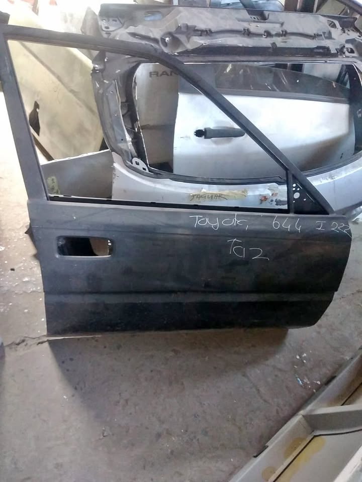 TOYOTA TAZZ "RIGHT SIDE DOOR" - Private Seller