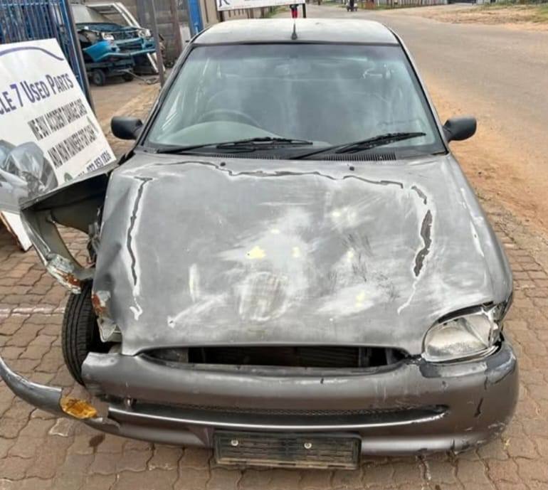 Ford escort stripping for parts my number WhatsApp or cell  Patrick - Private Seller