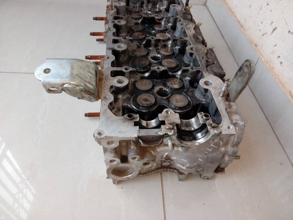 Toyota Hilux 1KD 3.0D4D Cylinder Head - Private Seller Toyota Hilux 1KD 3.0D4D Cylinder Head - Private Seller