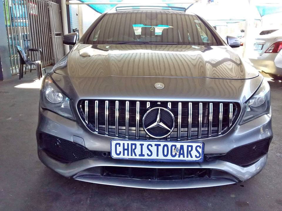 2017 Mercedes Benz AMG CLA200 2017
