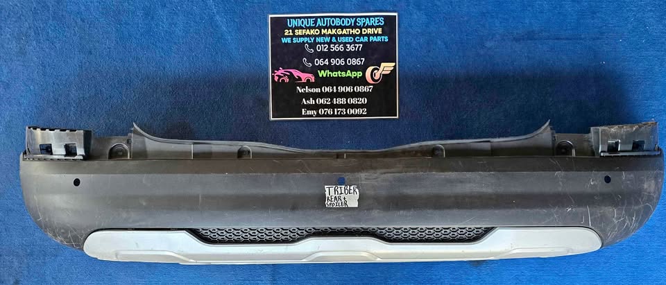 Renault Triber Rear Bumper With Spoiler - Private Seller Renault Triber Rear Bumper With Spoiler - Private Seller
