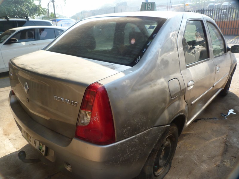 STRIPPING Renault Logan 1.6 8V Manual MPI - 2010 - Private Seller STRIPPING Renault Logan 1.6 8V Manual MPI - 2010 - Private Seller
