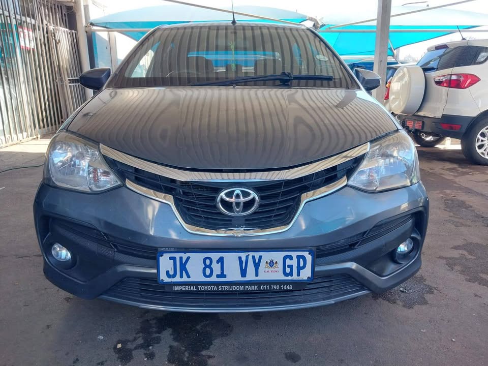 2020 TOYOTA ETIOS 1.5 SEDAN  Transmission: Manual  Mileage: Fueltype: Petrol  Grey