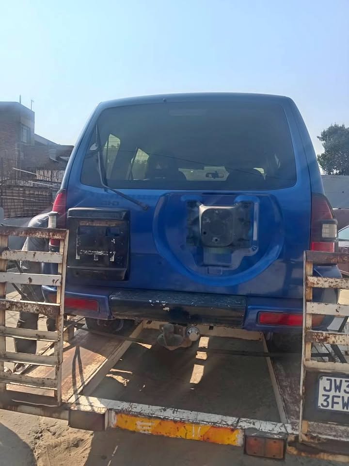 2002 Mitsubishi Pajero 4m41 Auto 3.2 DID Stripping For Spares - Private Seller 2002 Mitsubishi Pajero 4m41 Auto 3.2 DID Stripping For Spares - Private Seller