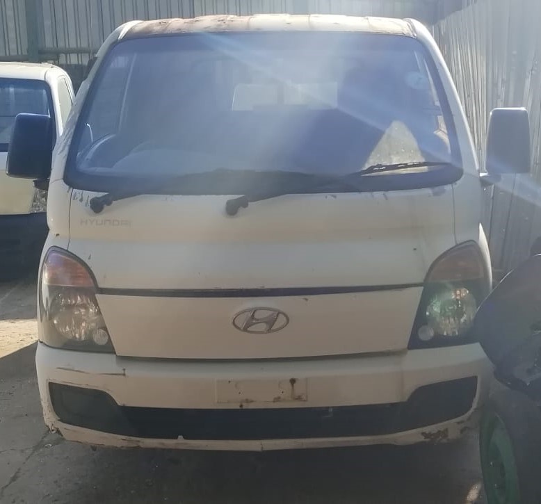 2009 HYUNDAI H100 2.6 DIESEL MANUAL STRIPPING FOR SPARES