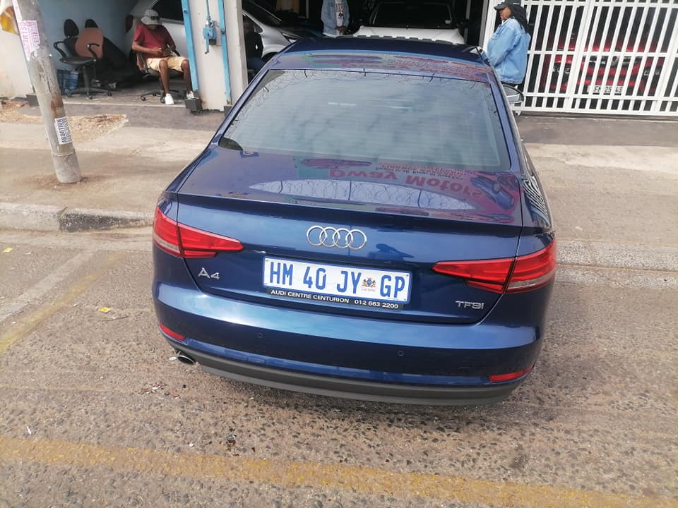 2018 Audi A4 1.4 TFSI Automatic and leather seat Sunroof Spare key