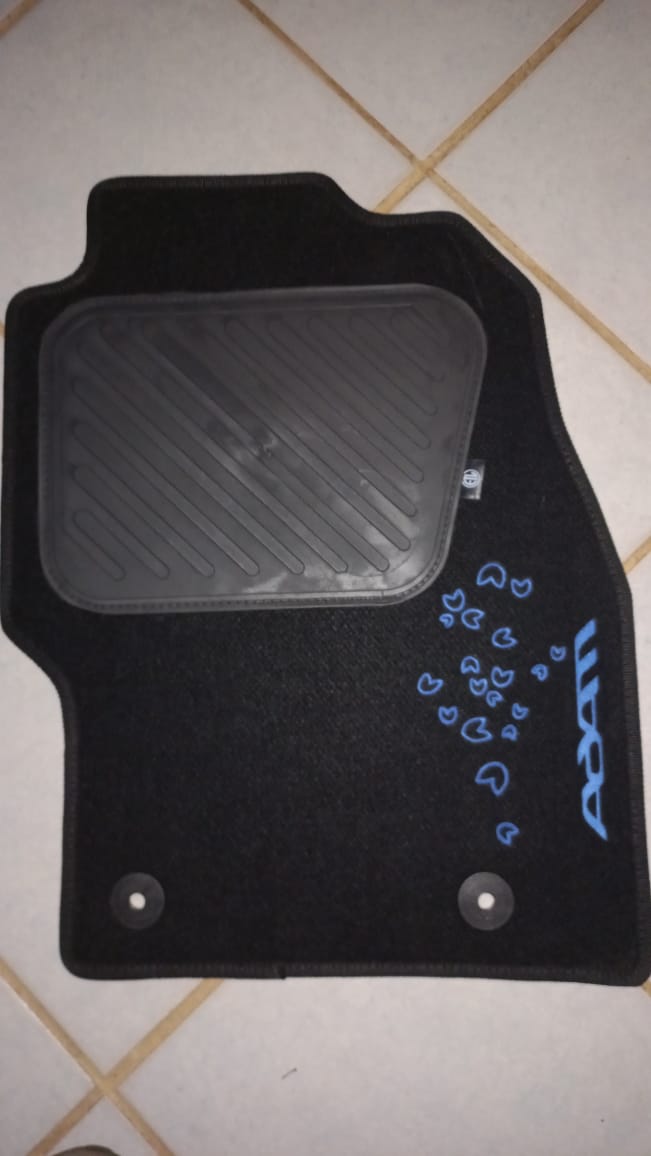 Opel Adam Mats - Private Seller Opel Adam Mats - Private Seller