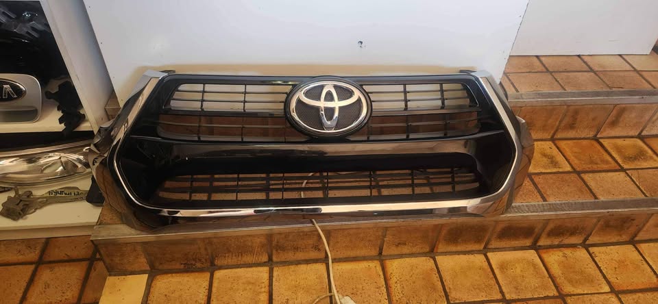 TOYOTA GD6 GRILL SUPER CLEAN - Private Seller TOYOTA GD6 GRILL SUPER CLEAN - Private Seller