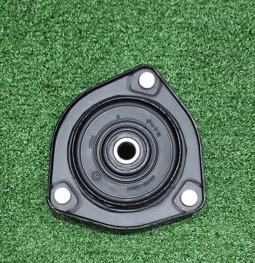 SHOCK MOUNTINGS FOR HYUNDAI CRETA - Private Seller SHOCK MOUNTINGS FOR HYUNDAI CRETA - Private Seller