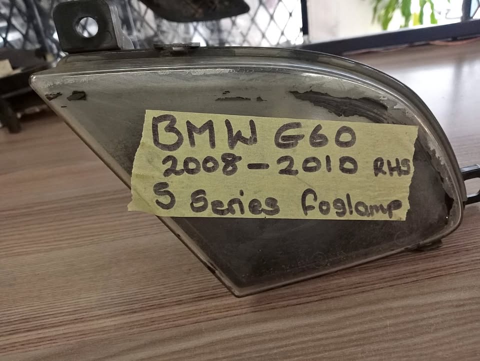 2008 BMW E60 5 SERIES FOGLAMP - Private Seller 2008 BMW E60 5 SERIES FOGLAMP - Private Seller