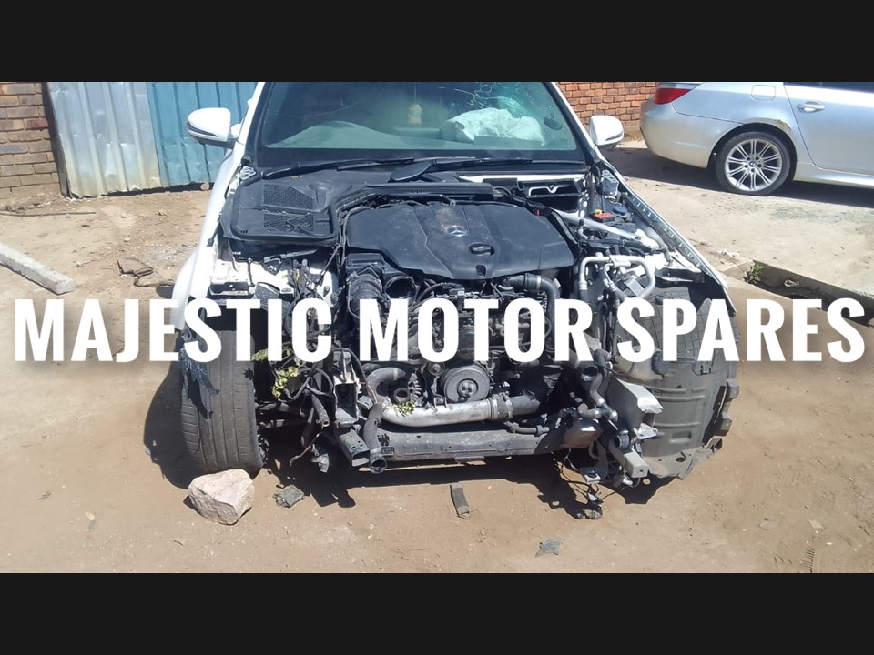 2015 Mercedes Benz C220 diesel parts spares used for sale White - Private Seller 2015 Mercedes Benz C220 diesel parts spares used for sale White - Private Seller