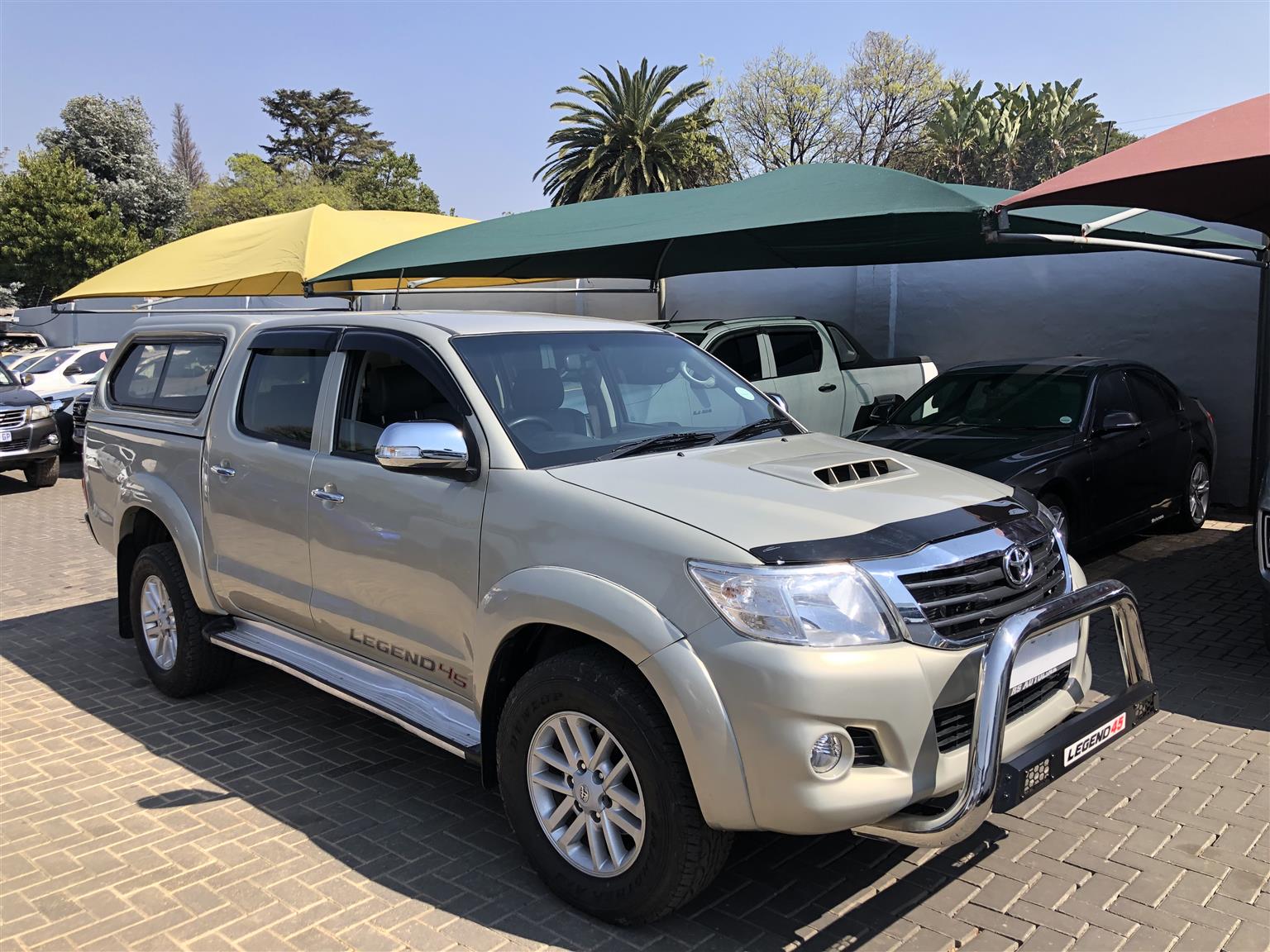 Used 2014 Toyota Hilux 3.0D-4D double cab Raider - Private Seller Used 2014 Toyota Hilux 3.0D-4D double cab Raider - Private Seller