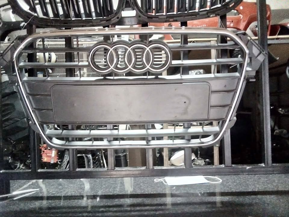 Audi a4 b9 bumper - Private Seller