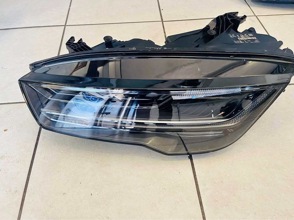 Audi RS7 matrix headlight - Private Seller Audi RS7 matrix headlight - Private Seller