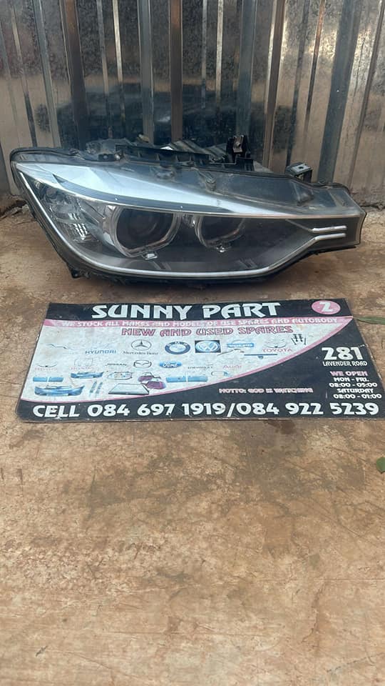 BMW F30 Xenon Headlight - Private Seller BMW F30 Xenon Headlight - Private Seller
