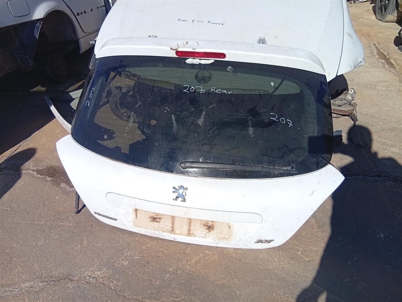 Peugeot 207 tailgate