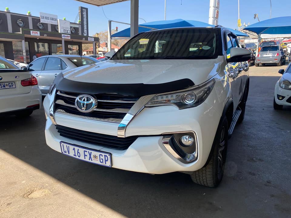 2017 TOYOTA FORTUNER 2.8GD6 (DIESEL) 4X2 AUTOMATIC