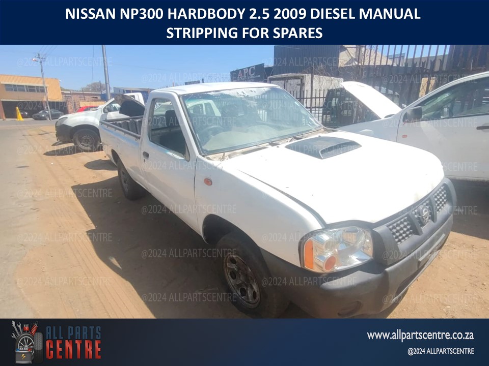 2009 Nissan Np300 Hardbody 2.5 LWB diesel manual spares
