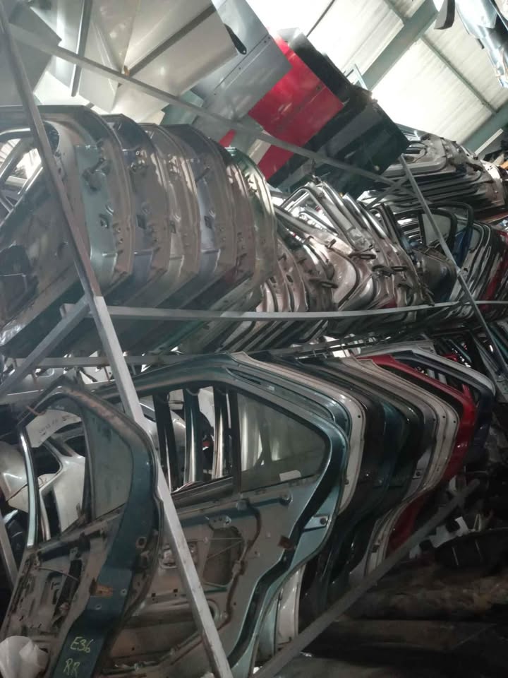 BMW Doors E36 E46 E90 F30 Z3 Z4 - Private Seller BMW Doors E36 E46 E90 F30 Z3 Z4 - Private Seller