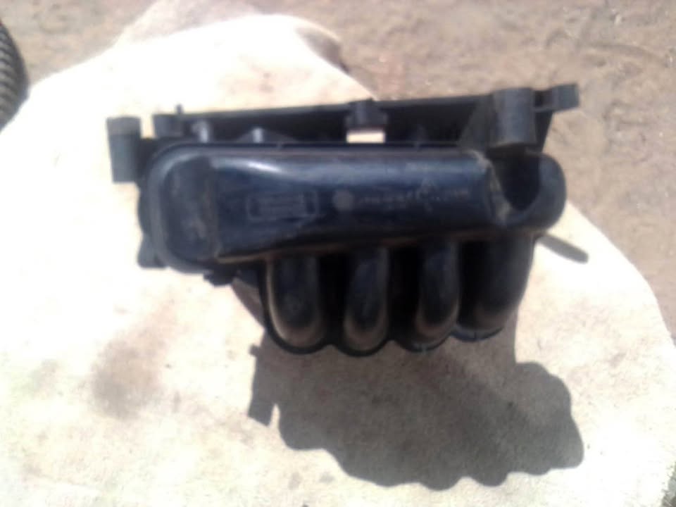 FORD ROCAM INTAKE MANIFOLD - Private Seller FORD ROCAM INTAKE MANIFOLD - Private Seller