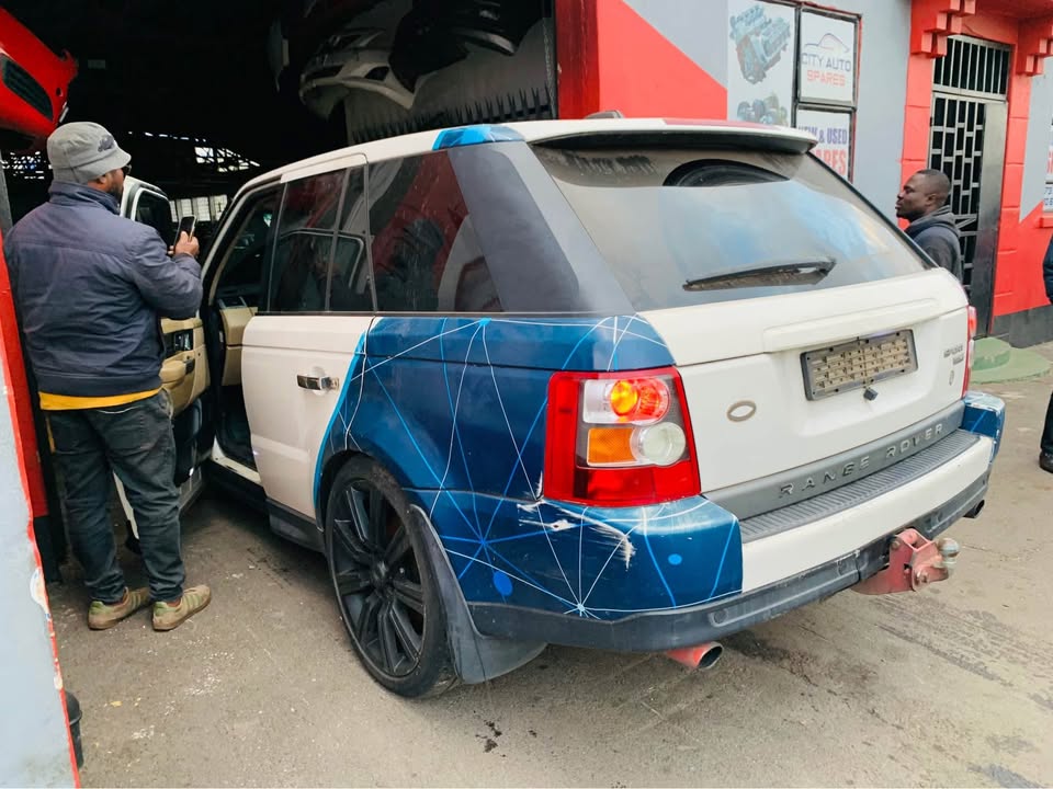 RangeRover sport 2010 stripping for spares
