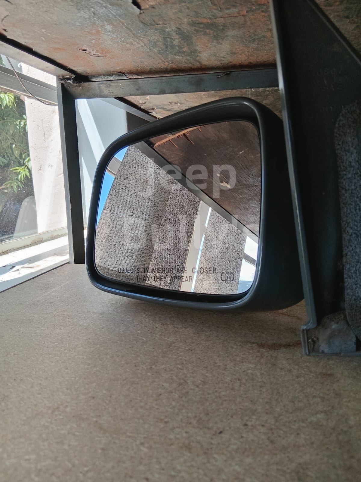 Jeep Cherokee KJ 2.8 | Left Front | Mirror - Private Seller Jeep Cherokee KJ 2.8 | Left Front | Mirror - Private Seller
