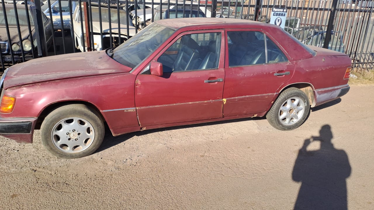 Merc Benz W124 230E Red Stripping for spares - Private Seller Merc Benz W124 230E Red Stripping for spares - Private Seller