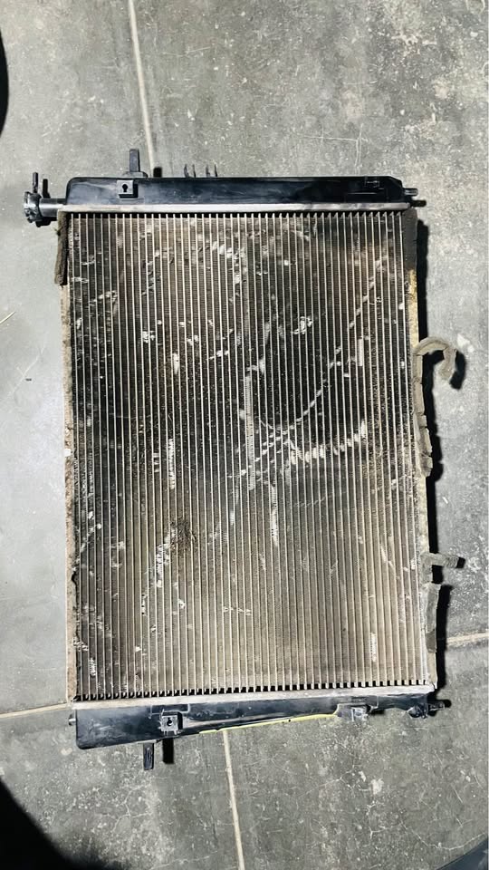 Hyundai Tucson radiator - Private Seller