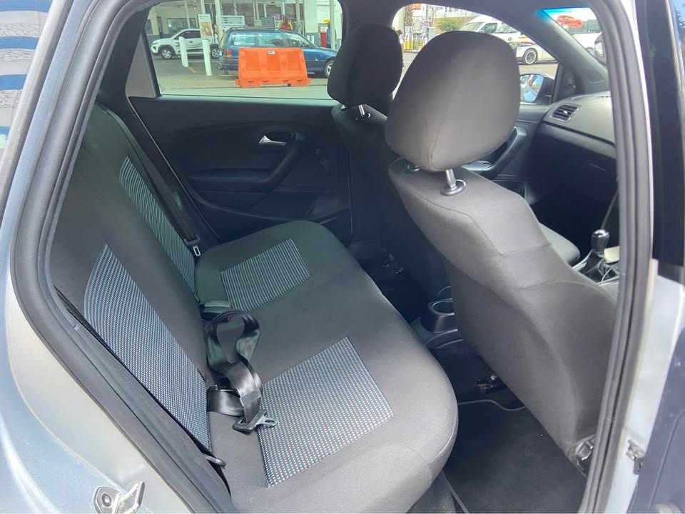 2024 Polo Vivo 1.4 800km manual