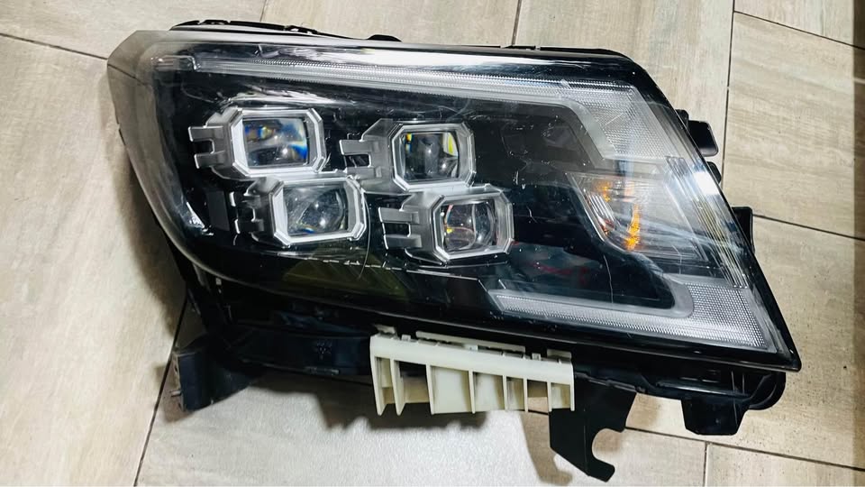 Nissan Navara LED headlight - Private Seller Nissan Navara LED headlight - Private Seller