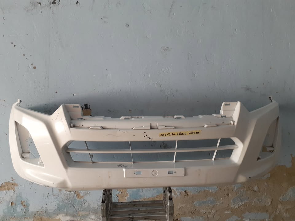Isuzu D-max Bakkie Front Bumper (2014 - 2018) - Private Seller
